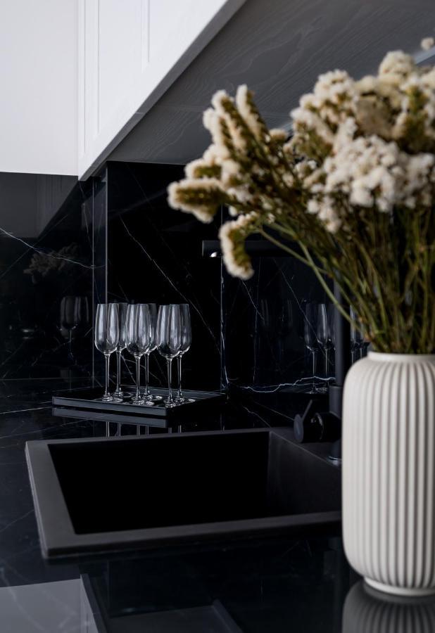 Villa Aurelia Suites And Apartments Locorotondo Bagian luar foto