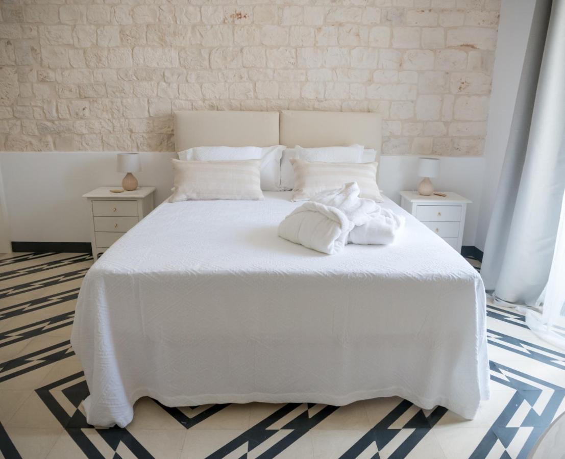 Villa Aurelia Suites And Apartments Locorotondo Bagian luar foto